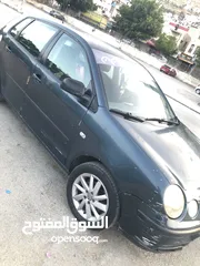  1 polo 2003  اللون الزيتي