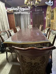  3 طاولة سفره مع لوح سكريت و 10كراسي مع بيرو ومع  وكومادينا  طقم مغربي مع طاولتين وسط خشب زان حفر