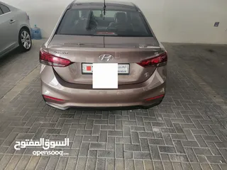  2 Hyundai Accent 2019