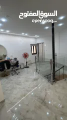  5 صالون نسائي مكون من طابقين كوتيج مساحته 120 متر