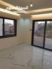  2 شقة مجددة بالكامل تطل على دوار البشيتي