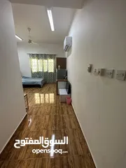  2 غرفه وحمام مع مطبخ مشترك في العذيبه خلف صيدليه أفلاج