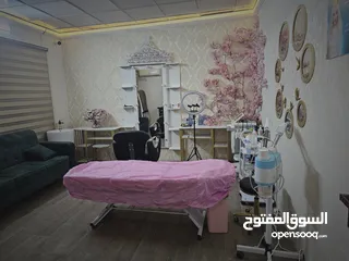  3 مركز تجميل متكامل مع عيادة اسنان للبيع جادرية على الشارع العام