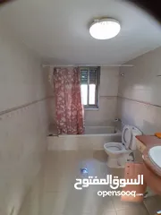  5 شقة للإيجار