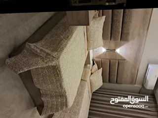  20 للايجار متاحه من تاريخ 15\6لغايه 27\6شقه محدثه نظام تشطيب كامله فندقي فرش مجهز فندق تفصيل