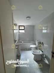  11 شقة فارغة - ام السماق - 3نوم - 170م - قرب الخدمات