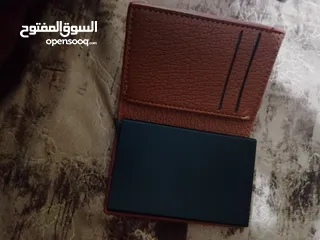  4 محفظة بطاقات مترتبة حديد و جلد صنعت في فرنسا أشتريه الآن بسعر رخيص فقط ب 4 دنانير