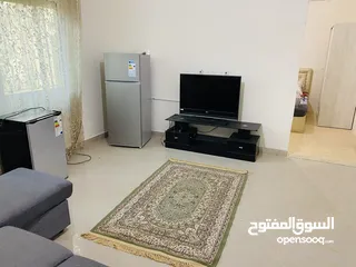  4 ستوديو مفروش مع حديقه للايجار لطلاب جامعة العلوم التطبيقية