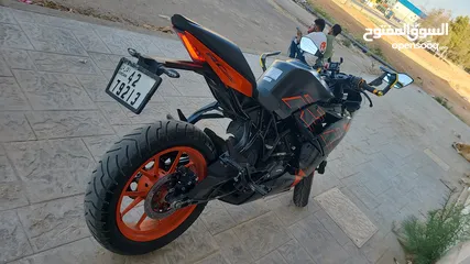  1 ktm rc200  2020