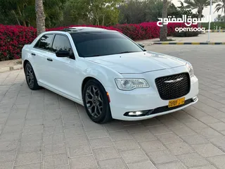  1 Chrysler 300c v6