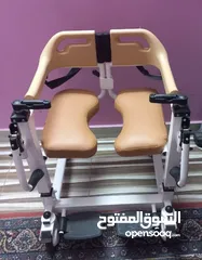  3 كرسى متحرك لنقل المريض