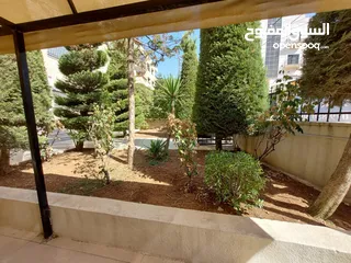  5 شقة مفروشة ارضية للايجار في دير غبار مع حديقة