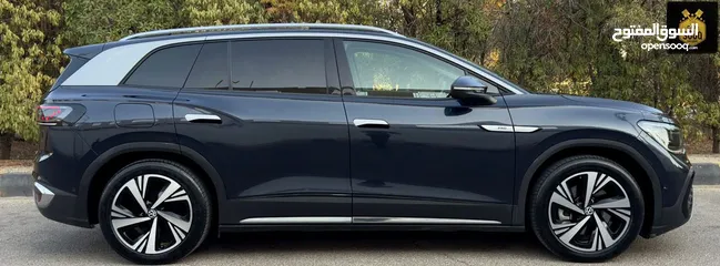  5 VW ID.6 Crozz Pro VIP 2022