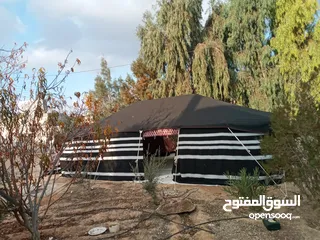  16 خيم شعر تراثيه  مساحة 8م×4م ويوجد مساحات أخرى حسب الطلب  خيم جديده لا يوجد مستعمله