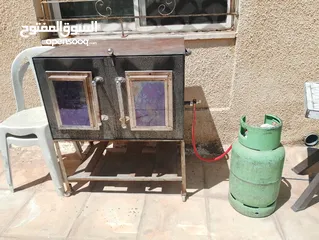  1 فرن عربي مع جرة شبه مليانة  بحالة ممتازة وكالة شغال فوق وتحت عالفحص
