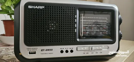  1 SHARP CLASSIC RADIO SERIES QT-UH55