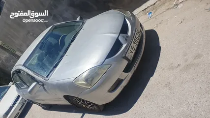  2 ميتسوبيشي لانسر 2005