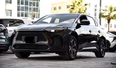  19 Toyota bZ4X EV Elite 2WD 2023 zero