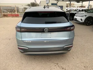  2 Volkswagen ID.4 X  Pure 2021 Panorama