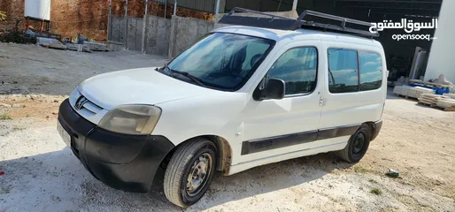  4 بيجو بارتنر 2008