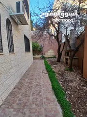  18 شقة فارغة - الشميساني - ارضي - حديقة - 300م داخلي - 100م خارجي