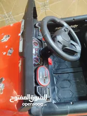  2 سيارة اطفال شحن للبيع