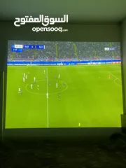 10 بروجكتور Hitachi شبه جديد