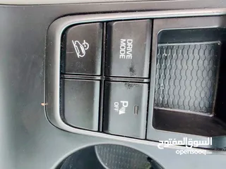  12 Hyundai tucsan model 2018 engine 1.6 turbo