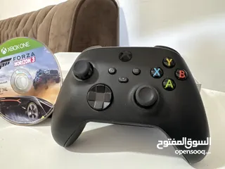  5 اكس بوكس ون إس  و كنترولر و سيدي و شاشه