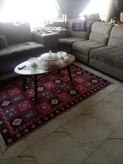  2 طقم جلوس بحاله ممتازه
