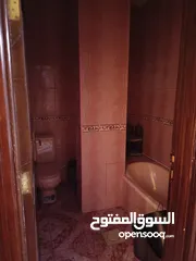  4 منزل للايجار* طبعا سوف يتم تفريغه من جميع مافيه من أكياس وكراتين*