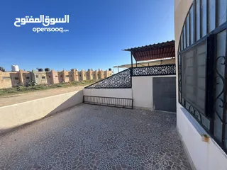  3 شاليه في قرية النخيل صيانه حديثه