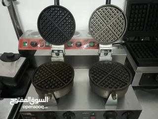  1 ماكينات وافل وكريب شغالات ميه ميه بحال الوكاله