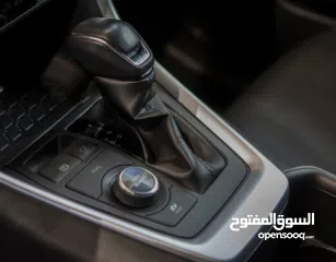  16 تويوتا راف فور 2022