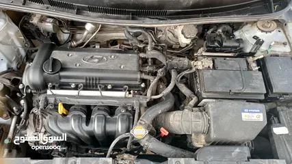  2 هيونداي اكسنت (((1.6))).              اوتوماتيك
