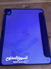  2 iPad Air 5 (2022) active blue 64