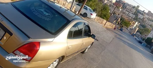  4 هونداي xd موديل 2000