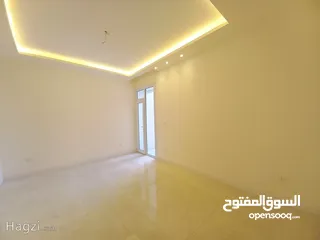  5 شقة غير مفروشة للإيجار 300م2 ( Property 19402 ) سنوي فقط