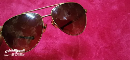  11 rayban made in italy and lv glass