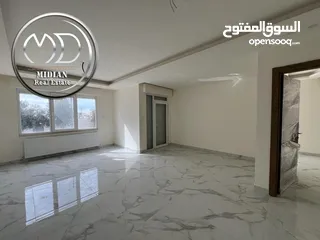  24 شقق للبيع طوابق أرضي و مكررة و أخير مع روف خلدا مساحات من 120م & 220م جديدة لم تسكن بأسعار مميزة