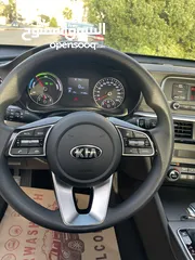  4 Kia k5 2019 hybrid