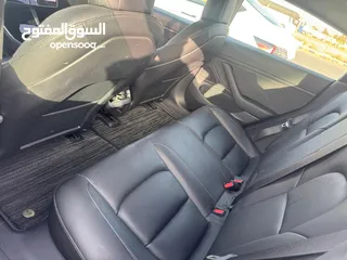  2 تيسلا موديل 3 بحالة ممتازة للبيع حرة