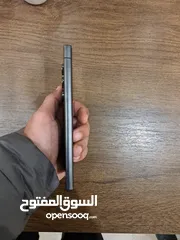  5 سامسونج جالكسي S24Ultra لون رمادي  عين الفهد 256.دبل سيمكارت السعر 1050000.مليون او خمسين ألف قفل