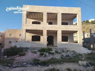  4 بيت عظم المغاريب واجهة حجر