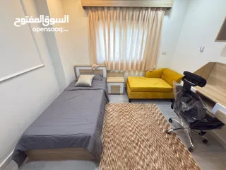  6 26 استديو للبيع عند الجامعة الاردنية تشطيب جديد حمام و مطبخ لكل استديو عائد استثماري مميز جدا و مميز