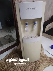 1 كولر ماء نوع فاميلي بنشبك ع فلتر مي شغال حامي بارد  بحاله جيده للبيع بسعر 35 دينار للتواصل ع الرقم 0