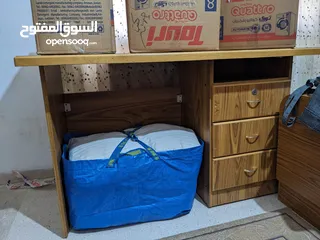  2 مكتب ومكتبة للبيع بحالة الجديد