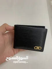  1 FERRAGAMO Gancini Wallet