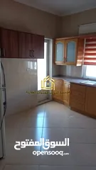  4 شقة فارغة - ام السماق - 3نوم - 130م