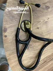  6 3m littmann cardiology gold  سماعه ليتمان الاصليه مع سيريل نمبر.  اللون ذهبي  ا